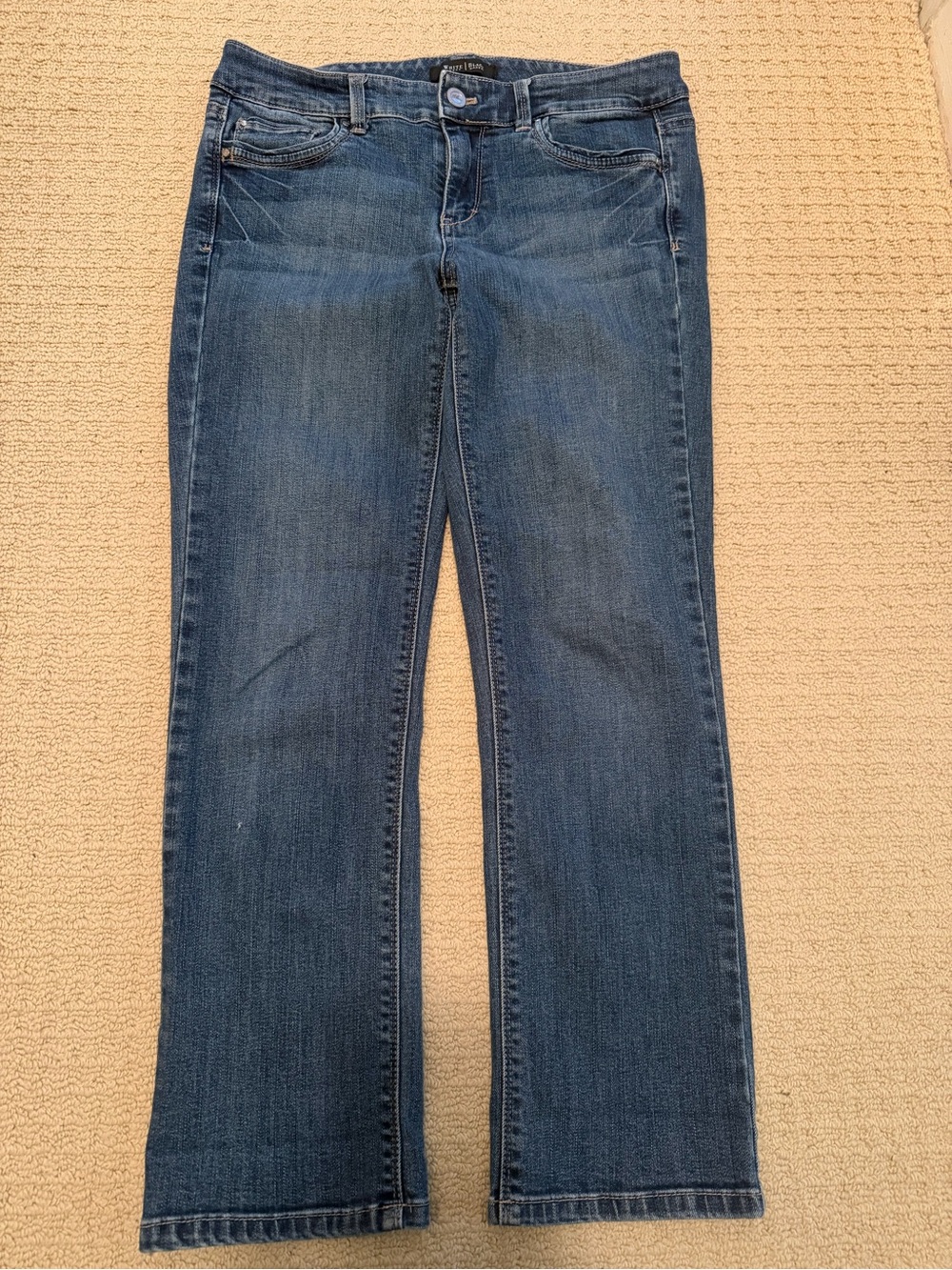 White House Black Market Women's Medium Blue Straight Leg Cropped Jeans